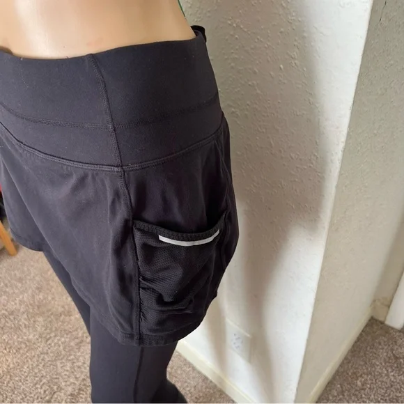 Athleta cuteness 2 in 1 skirt leggings Black size M - Picture 10 of 11